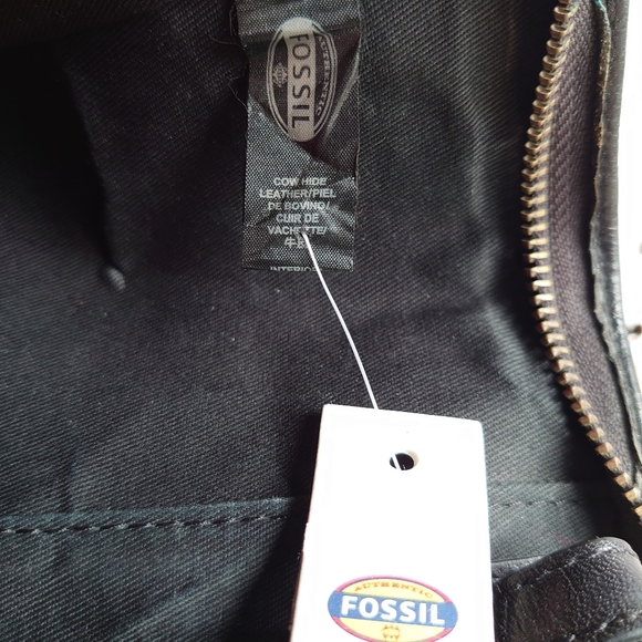 Fossil Estate Multi Passport Genuine Cowhide Leather Unisex Case MLG0084001 - Picture 15 of 15